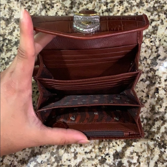 Authentic Brighton Crocodile Wallet w/Silver Close - Picture 3 of 3